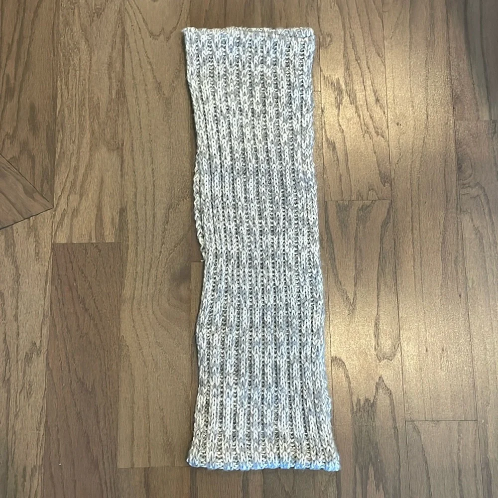 LOFT grey white